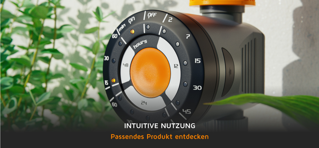 Brandson Bedienfeld mit intuitiver Zeitschaltuhr und orangefarbenem Drehknopf, umgeben von Pflanzen.