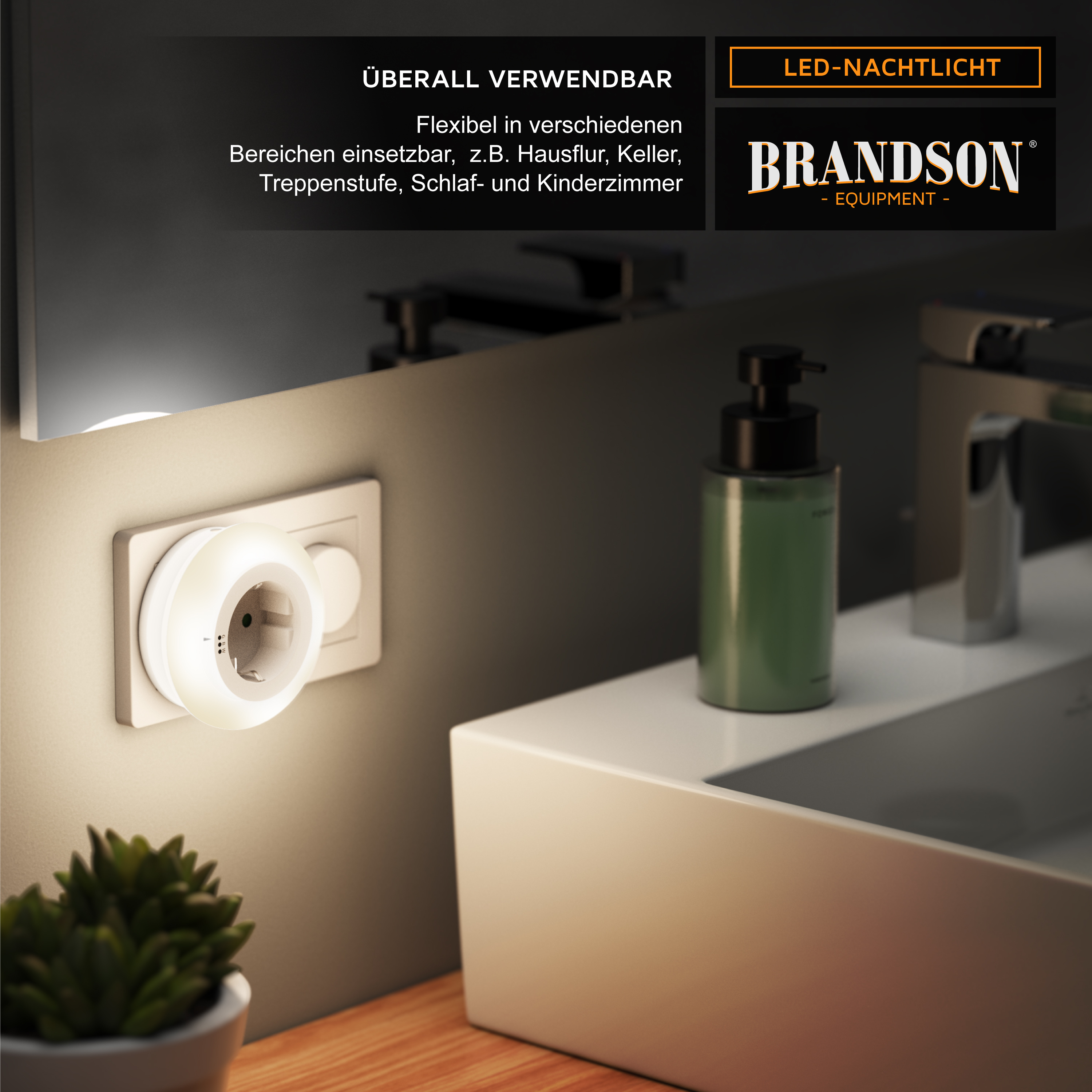 Brandson LED-Nachtlicht mit rundem Design, montiert in einer Wandsteckdose, geeignet für verschiedene Innenbereiche wie Flure und Schlafzimmer.