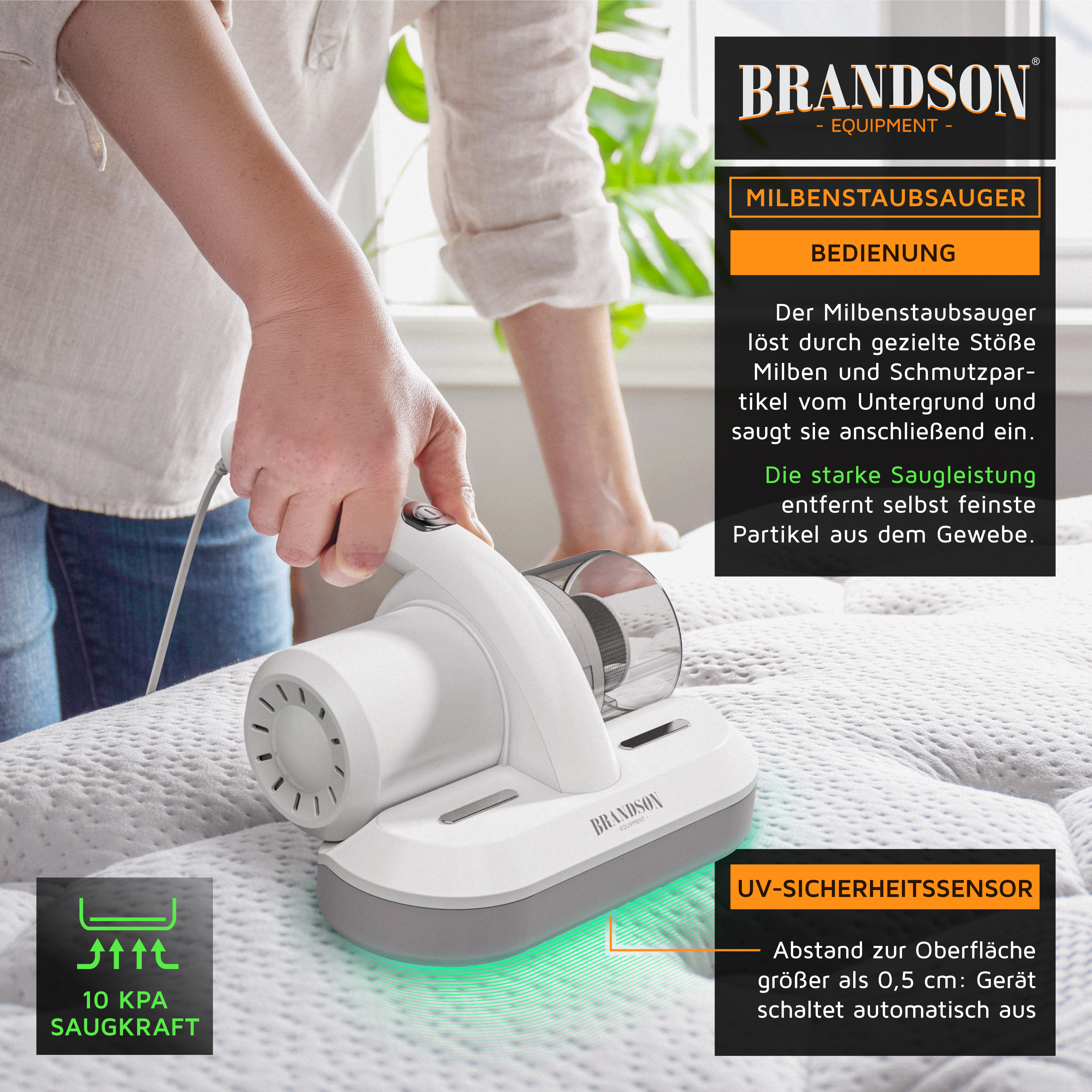 Brandson Milbenstaubsauger mit ergonomischem Griff, transparentem Staubbehälter und UV-Sicherheitssensor, angebracht auf einer Matratze.
