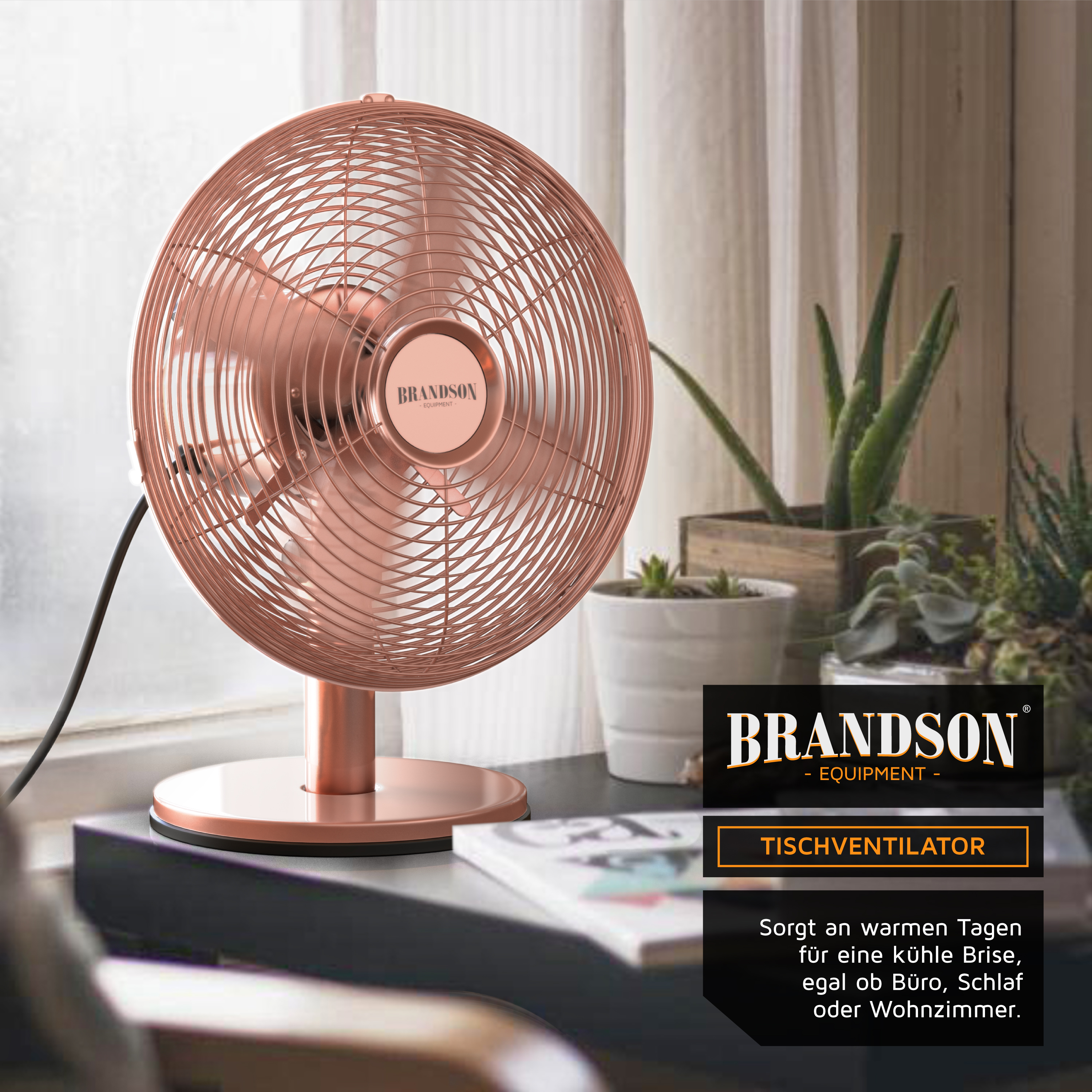 Brandson Tischventilator in Roségold mit runder Basis und Metallgitter, ideal für den Einsatz im Büro oder Wohnzimmer.