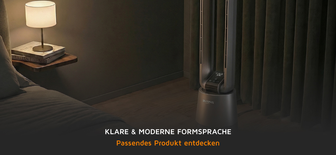 Brandson Turmventilator im modernen Design mit digitalem Display und Bedienfeld, platziert neben einem Nachttisch in einem gemütlichen Raum.