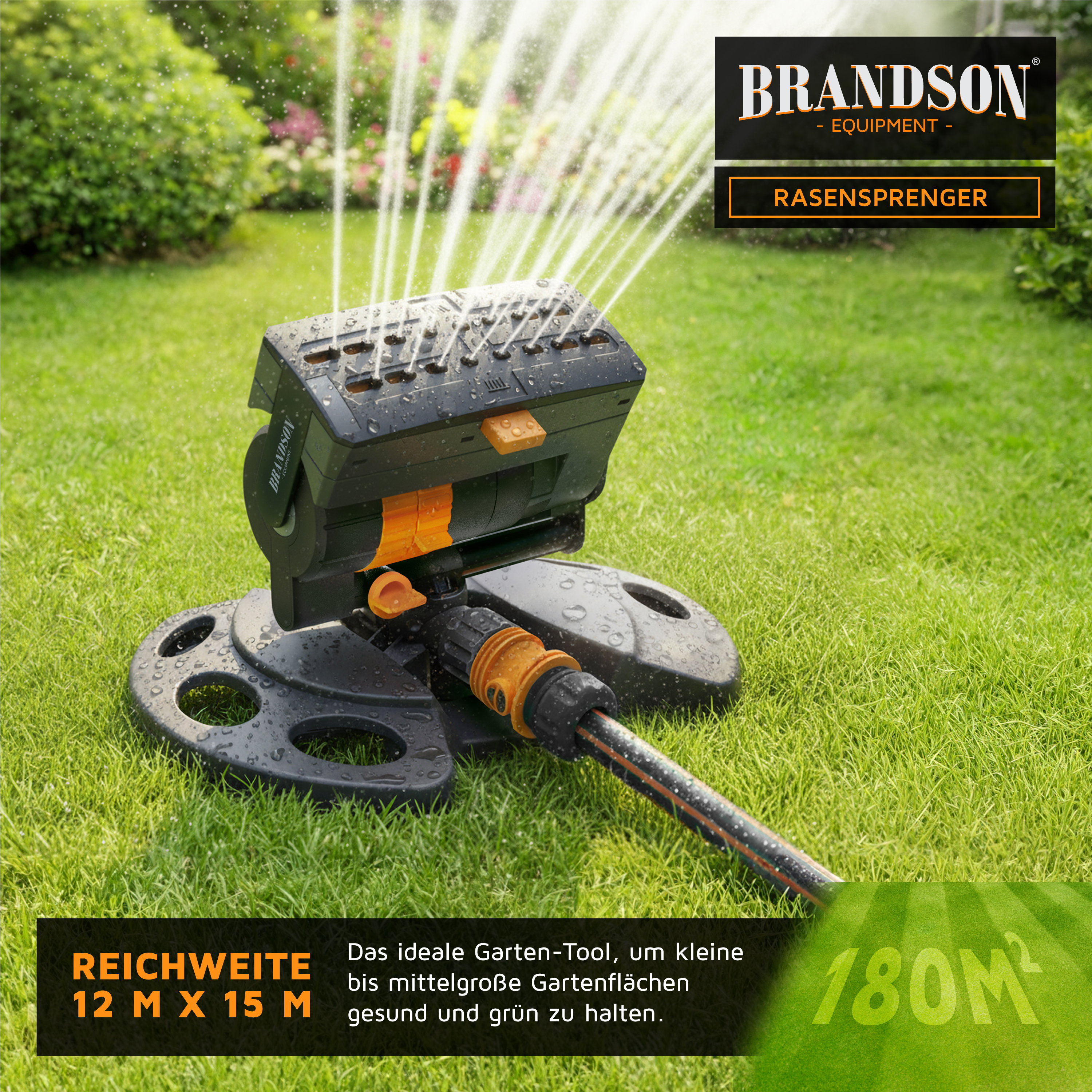 Brandson Rasensprenger mit einstellbarem Sprühmuster, schwarzem Gehäuse und orangefarbenen Akzenten, auf grünem Rasen im Garten.