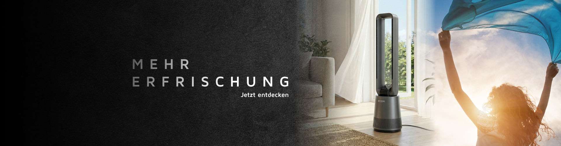Turmventilator Brandson in einem modernen Wohnzimmer mit elegantem Design, schwarzer Farbe und sichtbarem Bedienfeld.