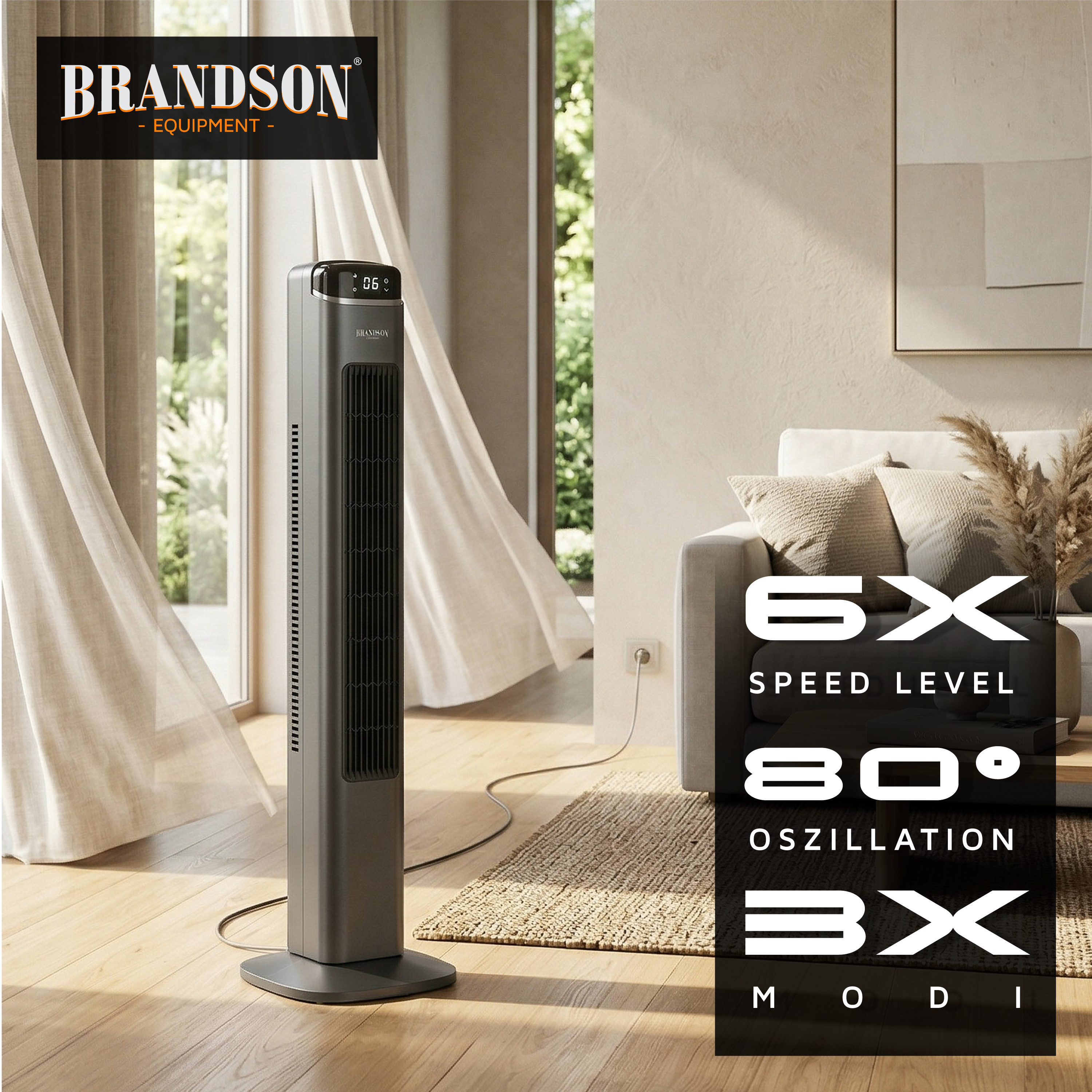 Brandson-Turmventilator in einem modernen Wohnzimmer mit elegantem Design, Digitalanzeige und Standfuß.