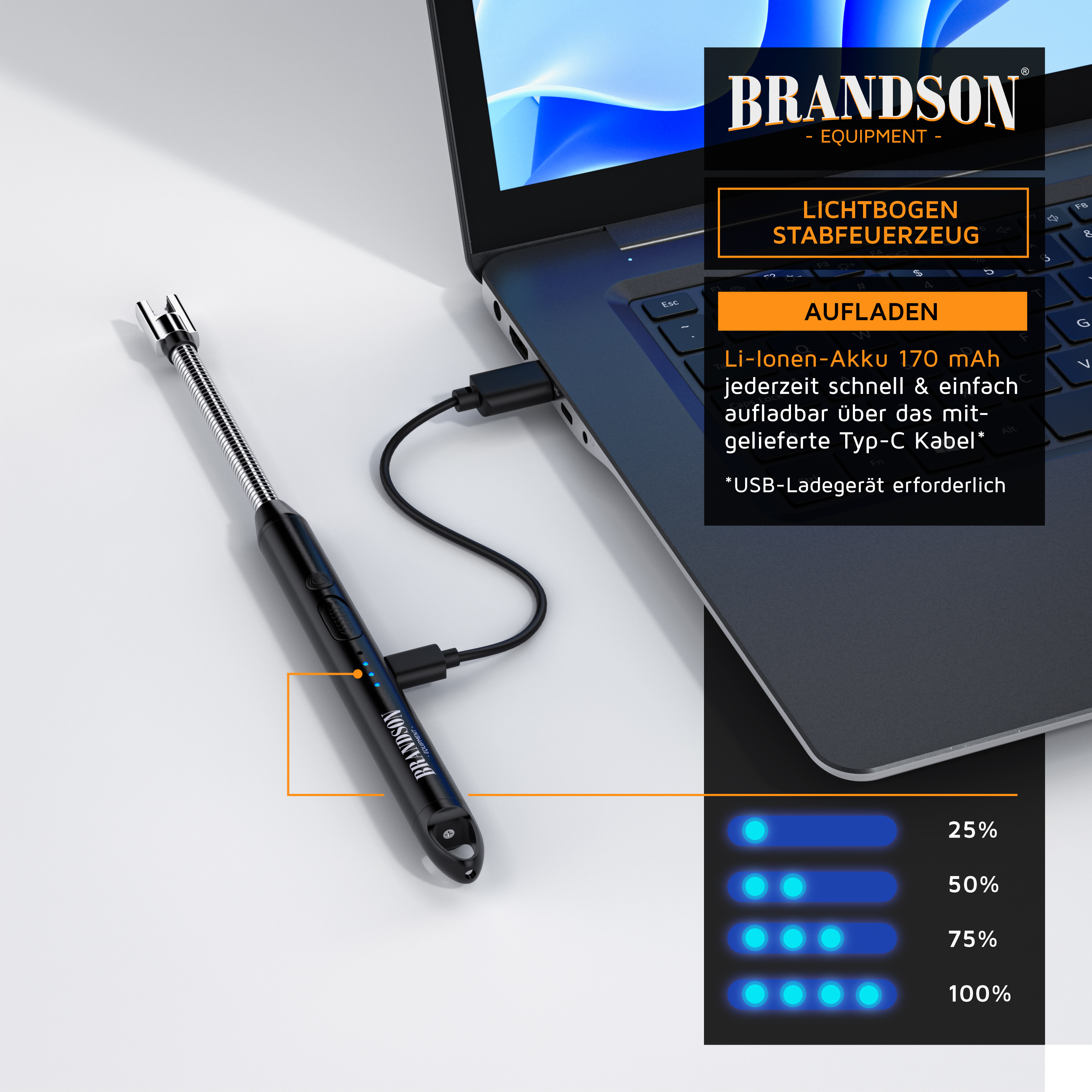Brandson Lichtbogen-Stabfeuerzeug in Schwarz mit USB-C-Anschluss, Ladeanzeige und ergonomischem Design, auf einem Tisch neben einem Laptop.