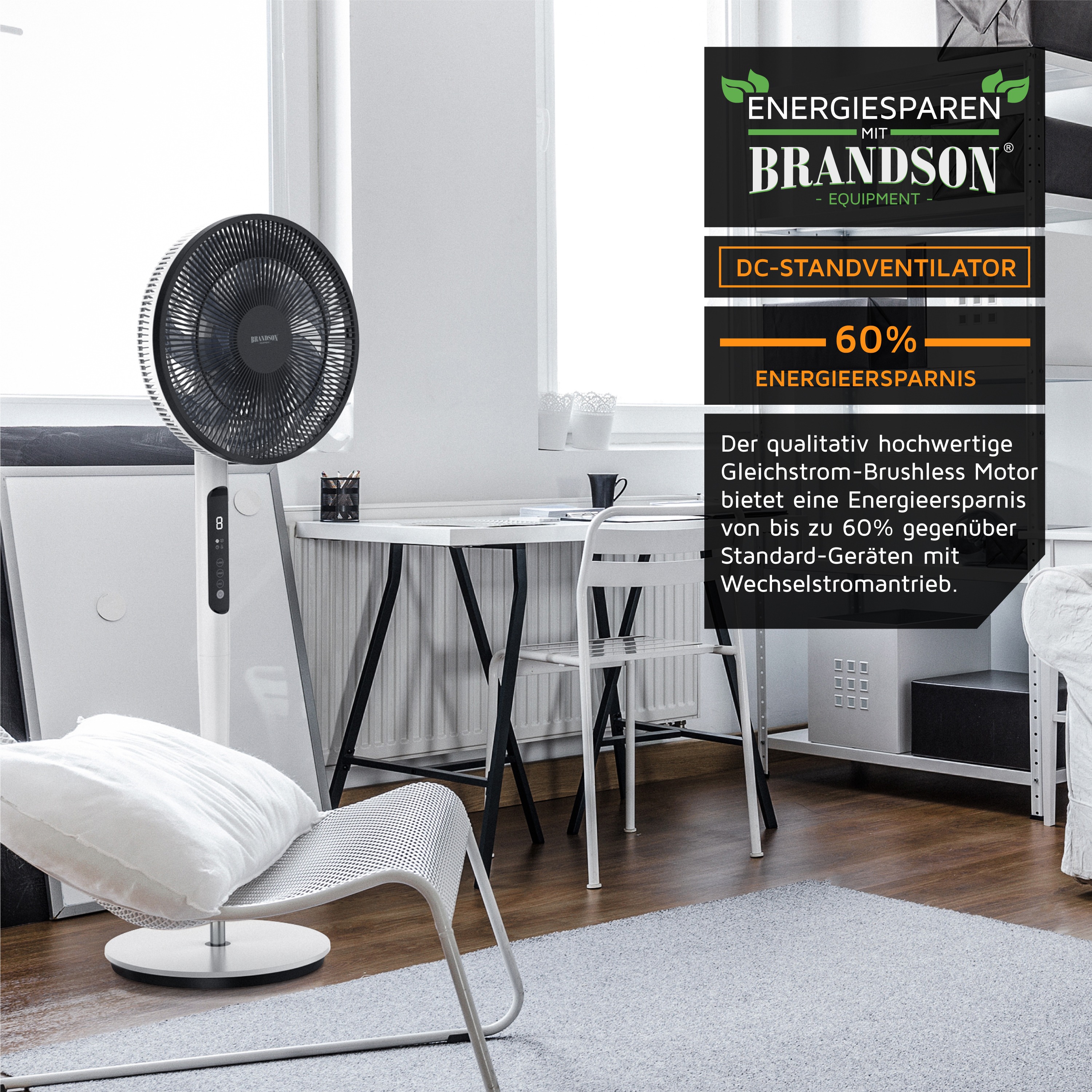 Brandson DC-Standventilator im modernen Design mit schwarzem Gitter und weißem Standfuß, ausgestattet mit Bedienfeld und Fernbedienung.
