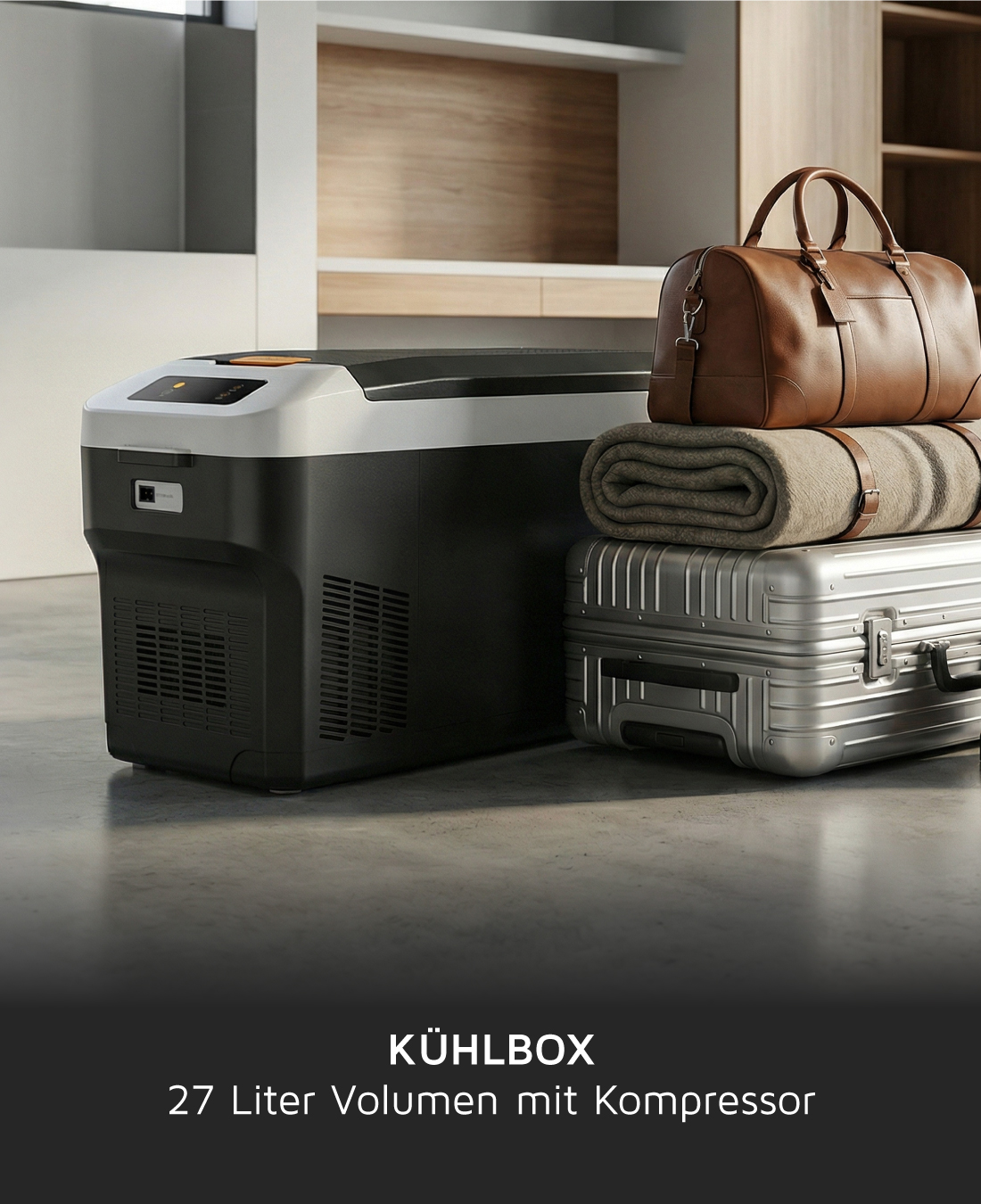 Brandson Kühlbox mit 27 Litern Volumen, schwarzer Bauform und grauem Deckel, ausgestattet mit Bedienfeld und Traggriff.