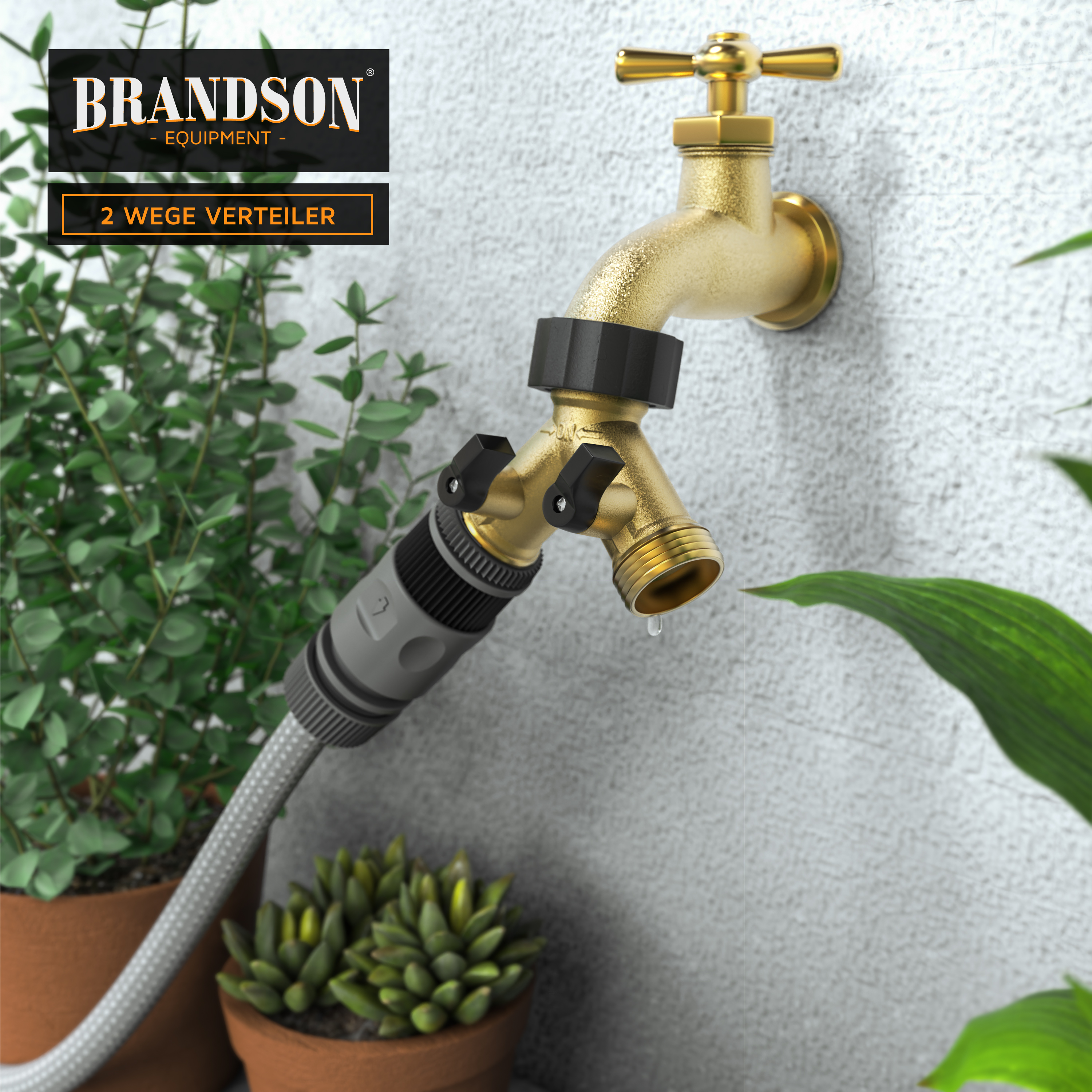 Brandson 2-Wege-Verteiler aus Messing mit grauem Schlauchanschluss, montiert an einer Wand neben Pflanzen.